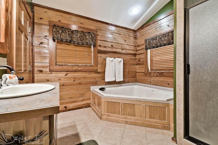 Willa Secluded Cabin In The Woods! 1 Story Eureka Springs Zewnętrze zdjęcie